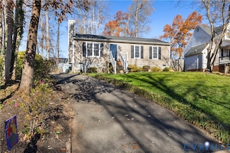 8400 Debbs Ln, North Chesterfield, VA 23235