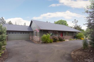 2862 NE Huettl Ln, Bend, OR 97701