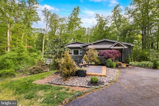 117 Holly Ln, Pilesgrove, NJ 08098