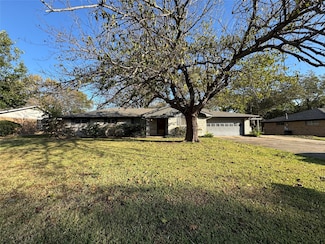 3206 Nashville Ave, Greenville, TX 75402