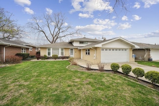 9732 S Keeler Ave, Oak Lawn, IL 60453