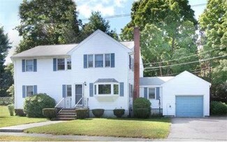 14 Samoset Rd, Woburn, MA 01801