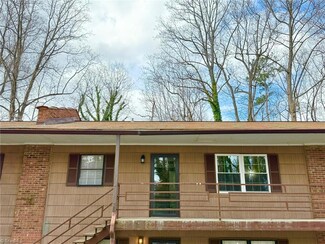 372 S Cherry St Unit B, Kernersville, NC 27284