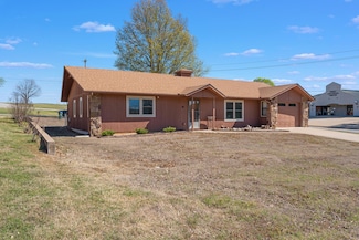 1007 Hillcrest Dr, Grove, OK 74344