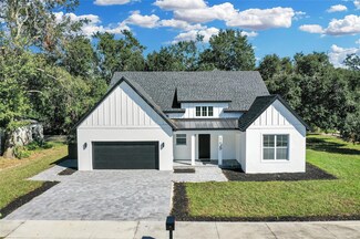 155 Pearl St, Auburndale, FL 33823