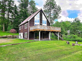 129 Stebbins Hill Rd, Lancaster, NH 03584