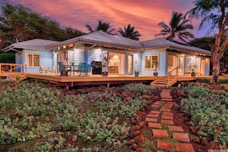 4720 Pohakuloa Rd, Maunaloa, HI 96770