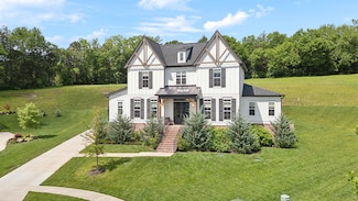 7214 Neills Branch Dr, College Grove, TN 37046