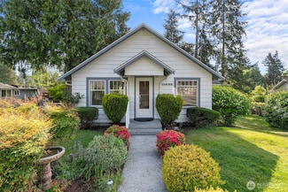 11035 24th Place SW, Seattle, WA 98146