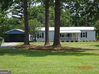 415 Burkhalter Cir, Claxton, GA 30417