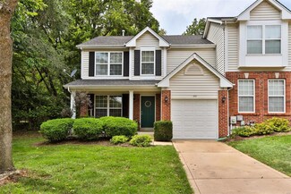 460 Summit Tree Ct, Fenton, MO 63026