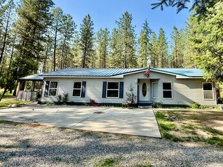 1874 Brooks Rd N, Evans, WA 99126