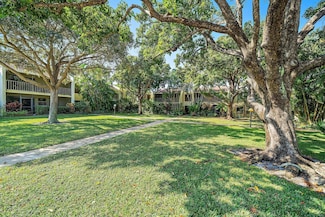 150 Pineview Rd Unit G8, Jupiter, FL 33469