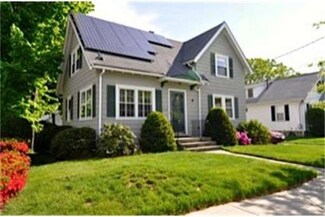 112 Washington Ave, Waltham, MA 02453