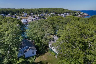 118 S Side Rd, New Harbor, ME 04554