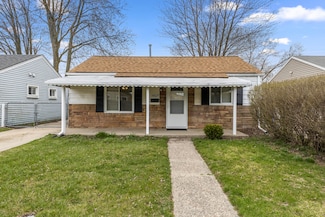 28625 Rosemont St, Roseville, MI 48066