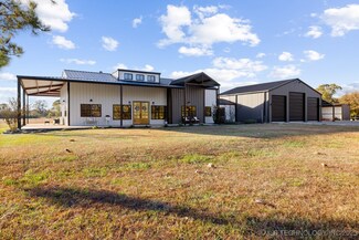 986 N 4430 Rd, Valliant, OK 74764
