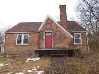 3135 Detroit Rd, Niles, MI 49120