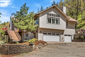 3729 Old Highway 99 S, Ashland, OR 97520
