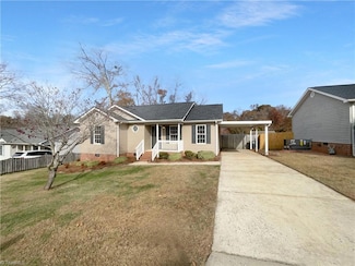 1119 Picard St, Greensboro, NC 27405