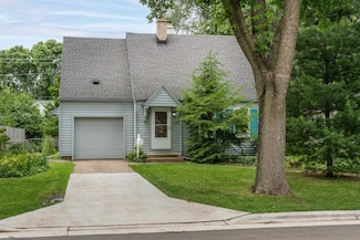 4234 Doncaster Dr, Madison, WI 53711