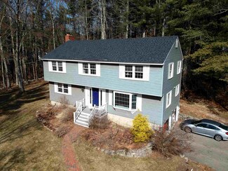 11 Pinecrest Ln, Durham, NH 03824