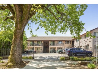 2028 NE Clackamas St Unit 2028, Portland, OR 97232