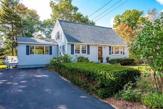 19 Lou Ave, Salem, NH 03079
