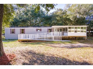 3269 Old Colony Rd, Mulberry, FL 33860