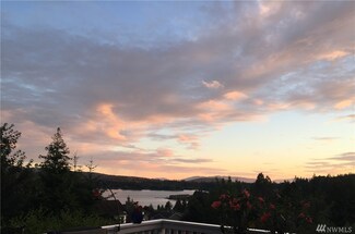 4914 E Oregon St, Bellingham, WA 98226