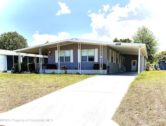8004 Fairlane Ave, Brooksville, FL 34613