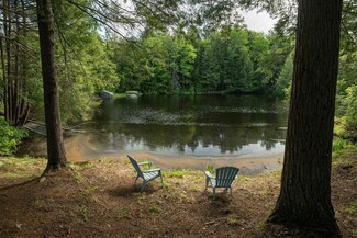 34 Pond Hill Rd, Williamsburg, MA 01096