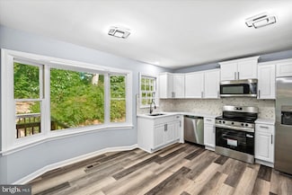 2312 Harpoon Dr, Stafford, VA 22554