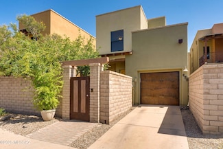 139 E Castlefield Cir, Tucson, AZ 85704