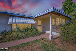 3944 E Oak St, Phoenix, AZ 85008