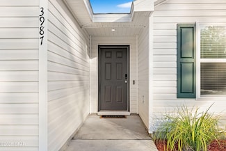 3987 Oxford Ave, Chipley, FL 32428