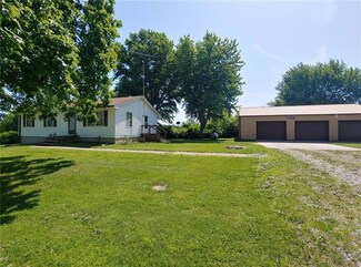 2364 NE Highway Y, Calhoun, MO 65323