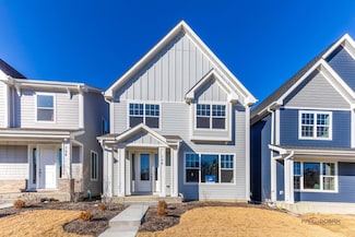 156 Roman Ln, Lake Zurich, IL 60047