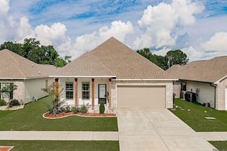 661 Whispering Waters Ave, Gonzales, LA 70737