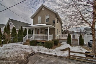 350 Brundage St, Peckville, PA 18452