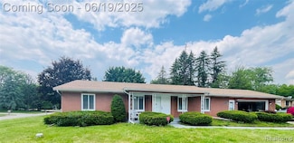 5095 Camborne Ct, Flint, MI 48504
