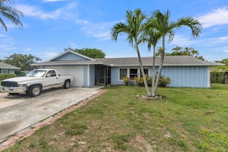 12133 Big Cone Ct, Wellington, FL 33414
