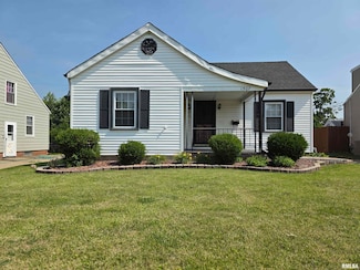 1507 W Circle Rd, Peoria, IL 61604
