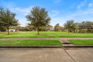 3721 Murworth Dr, Houston, TX 77025