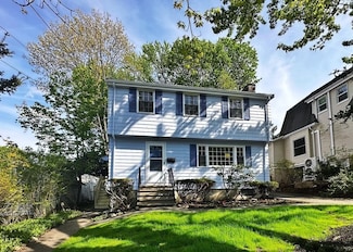 10 Colburn St, Waltham, MA 02453