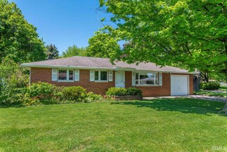 1201 S 14th St, Goshen, IN 46526