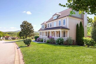 32 Stone House Rd, Arden, NC 28704