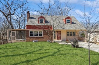5338 Riggs St, Mission, KS 66202