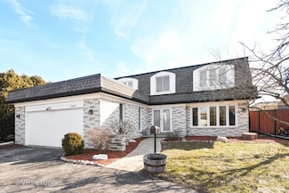 6409 Hoffman Ct, Morton Grove, IL 60053