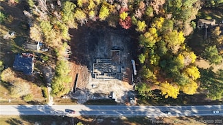 7986 Overhills Rd, Spring Lake, NC 28390